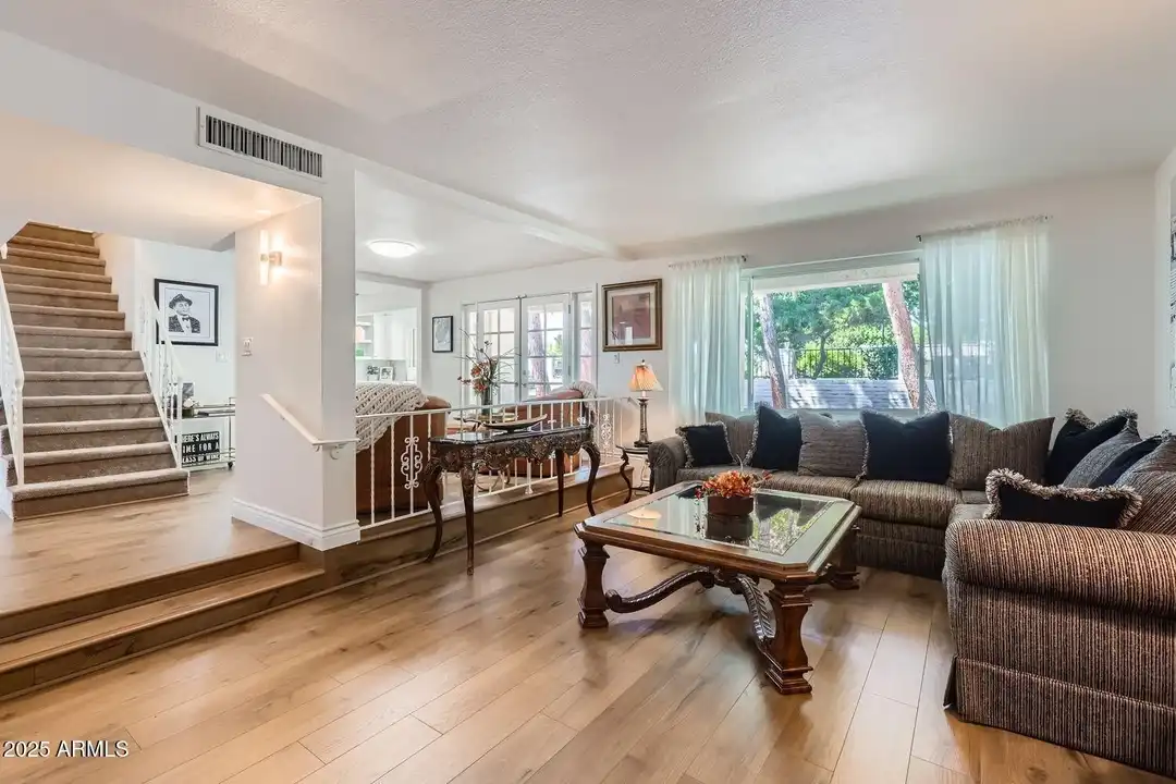 1305 E Steamboat Bend Dr - View 6