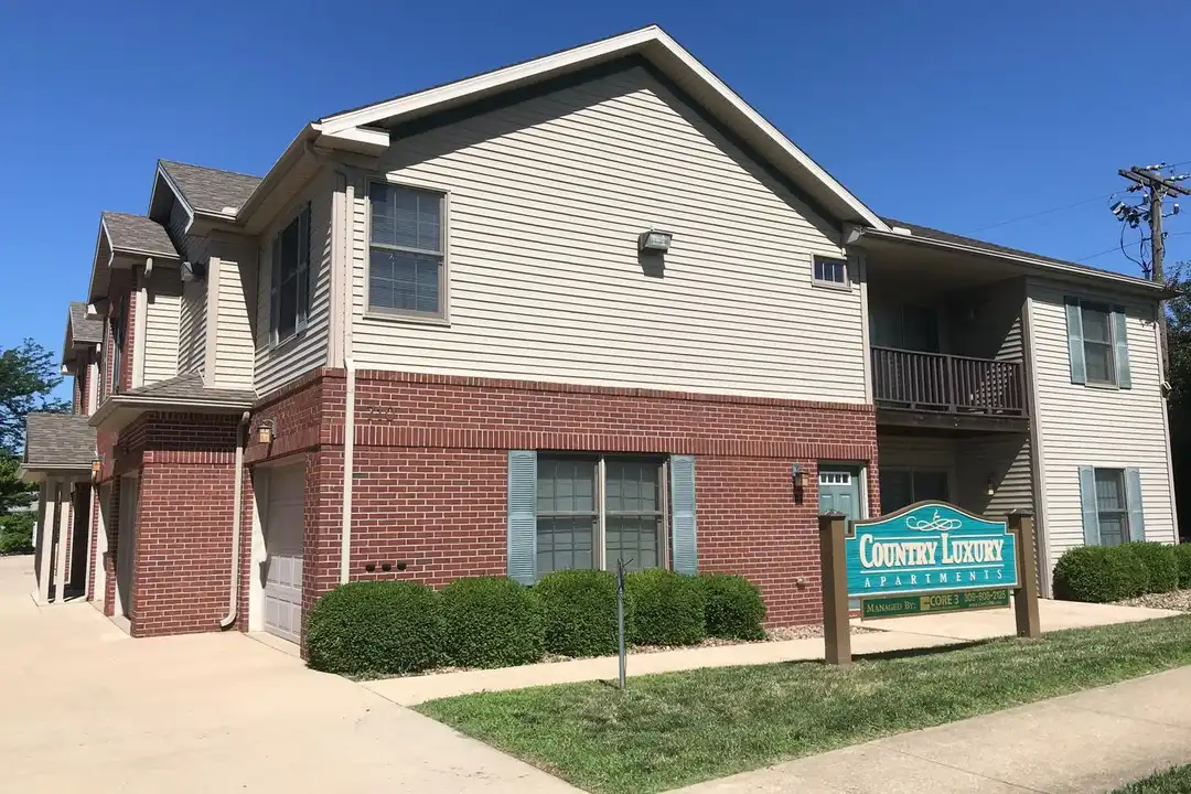 710 IAA Dr unit 205 – photo 1