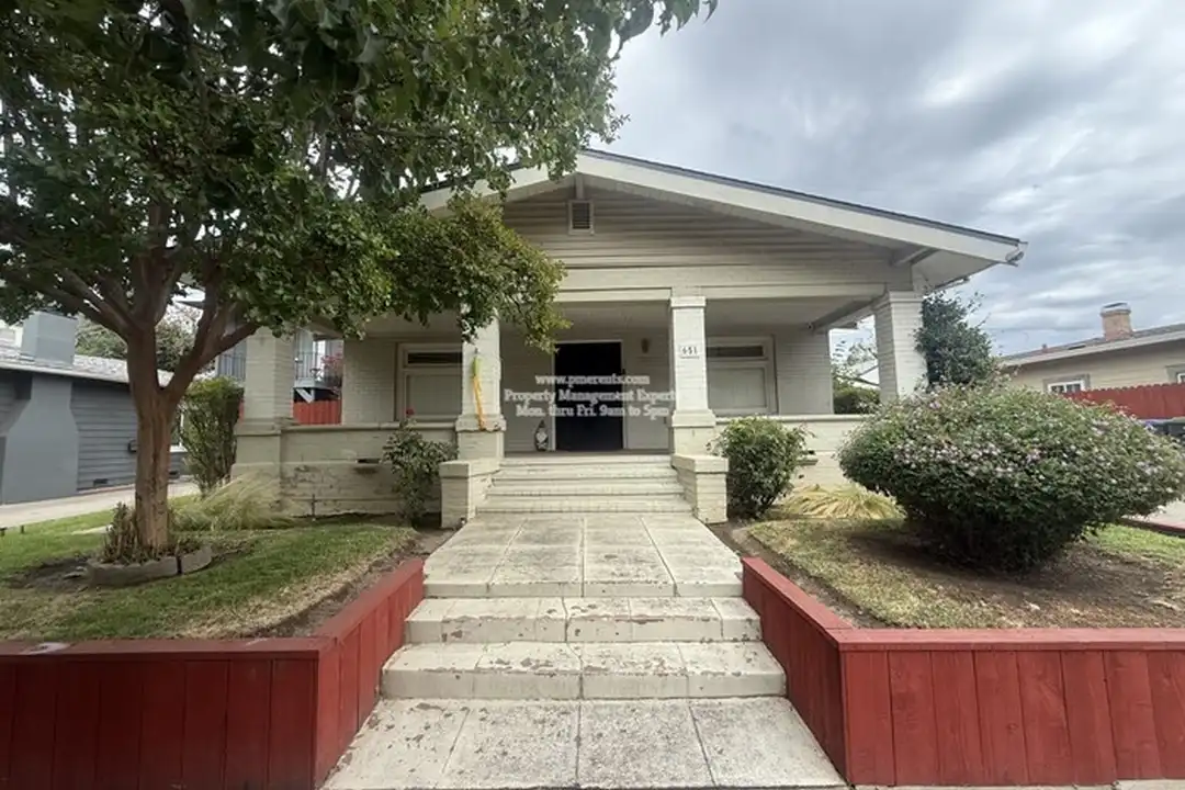 651 Bedford Rd – photo 1