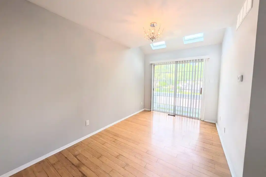 4730 Boxwood Pl #316 - View 5