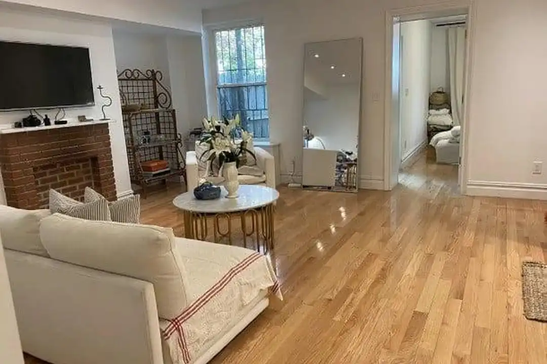 149 E 61st St - View 5