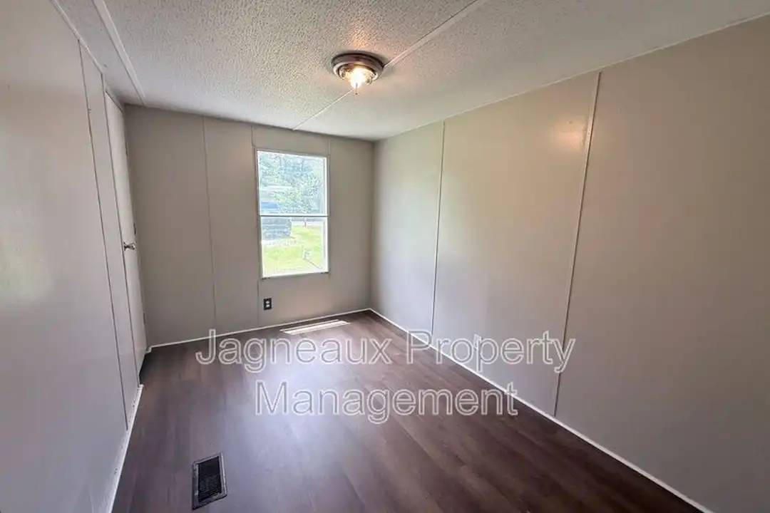 House in Dequincy - View 3
