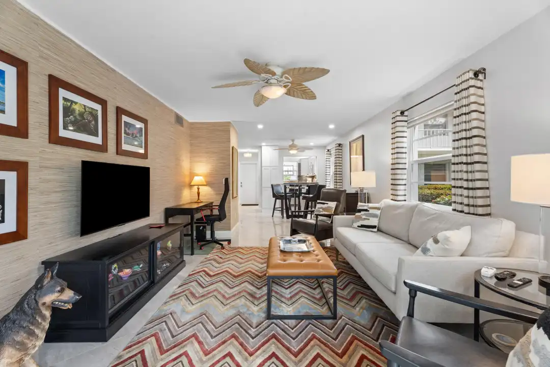 Apartment in Stuart - More