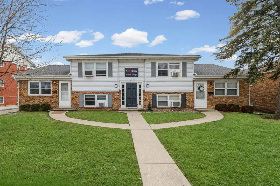 337 Riley Dr unit 3 – photo 1