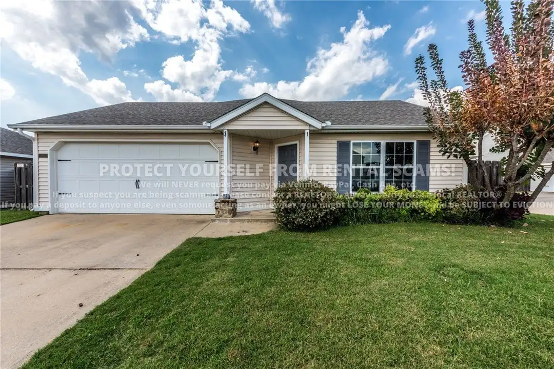 1137 S Holland Dr – photo 1