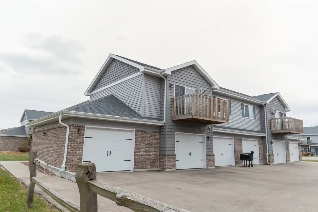 Apartment in Beaver Dam - View 2