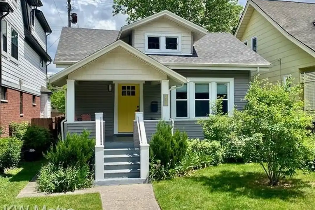 434 N Center St – photo 1