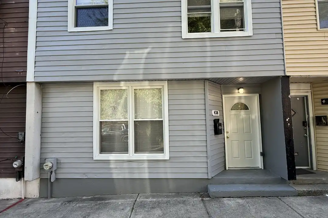 430 Mechanic St – photo 1