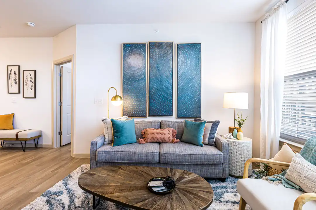 1500 S Heatherwilde Blvd unit 1 - View 3