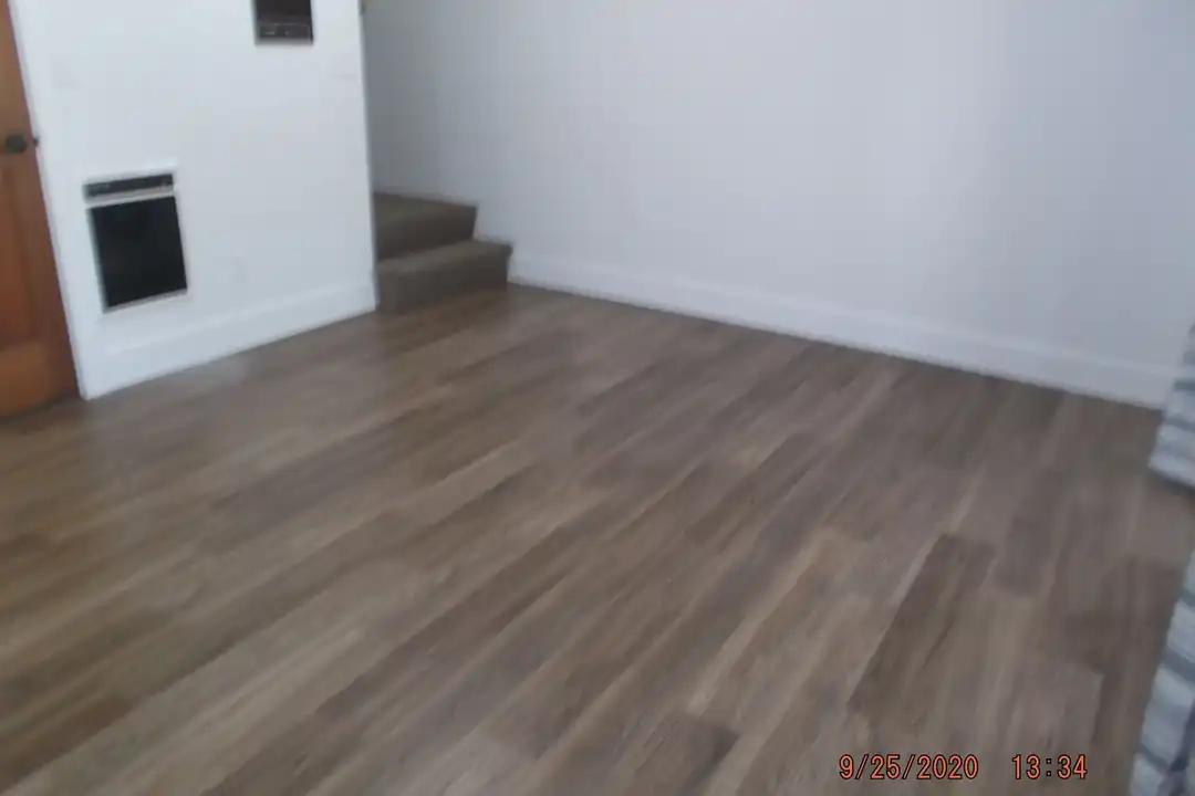 17106 Shady Ln Dr - View 4