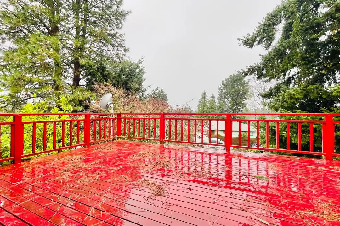 8836 22nd Ave SW - View 4