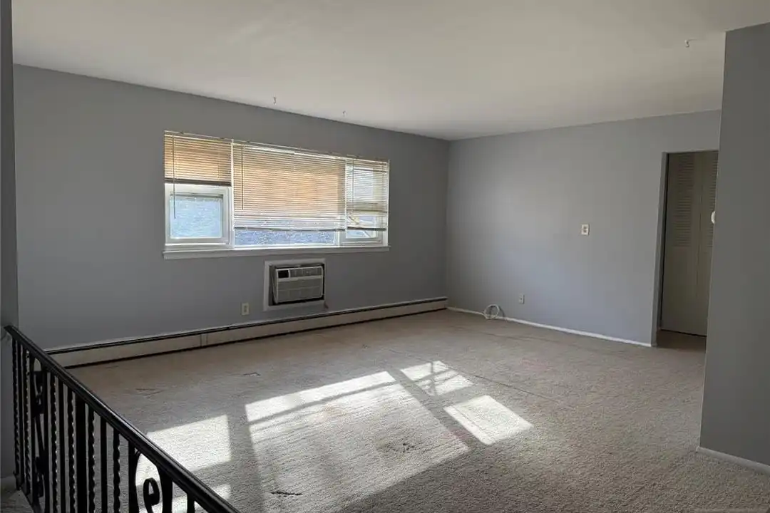 Apartment in Fair Lawn - View 4