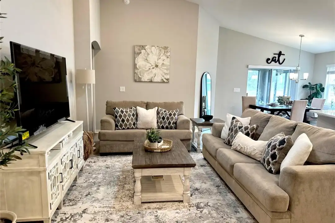 2000 Golden Beak Dr - View 3