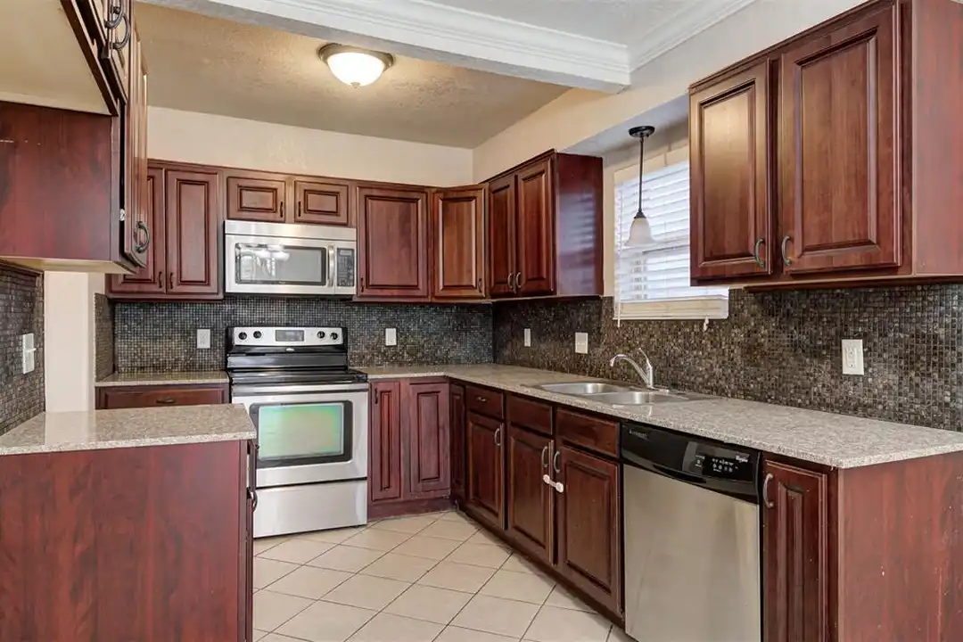 6417 NW 63rd St unit 1 - View 5