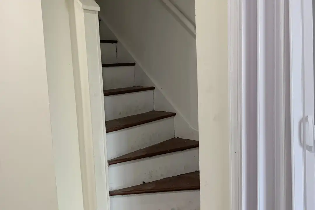 156 Beach St unit Floor 2 - View 2