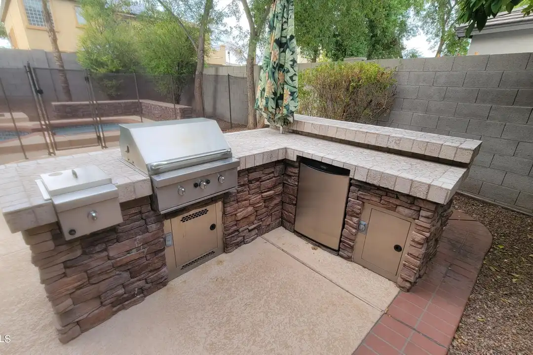 7318 N Kirsten Ave - View 5