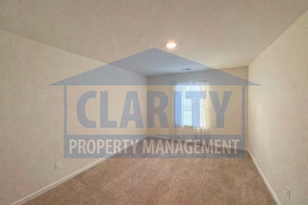 3308 Harmony Ct NE - View 5