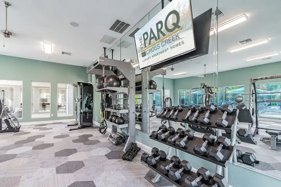 THE PARQ AT CROSS CREEK - Mais