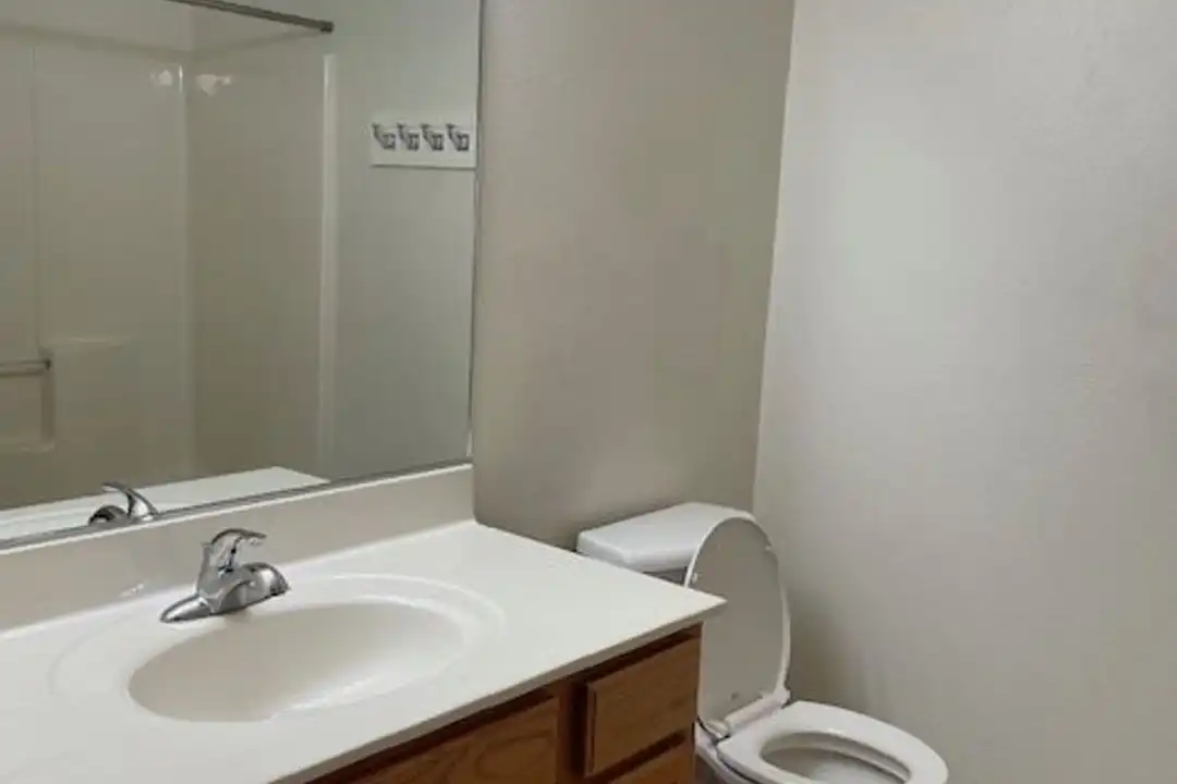 4526 Hartzell Ln unit 7 - View 2