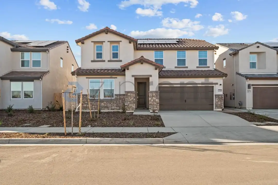 15889 Mavericks Ln – photo 1
