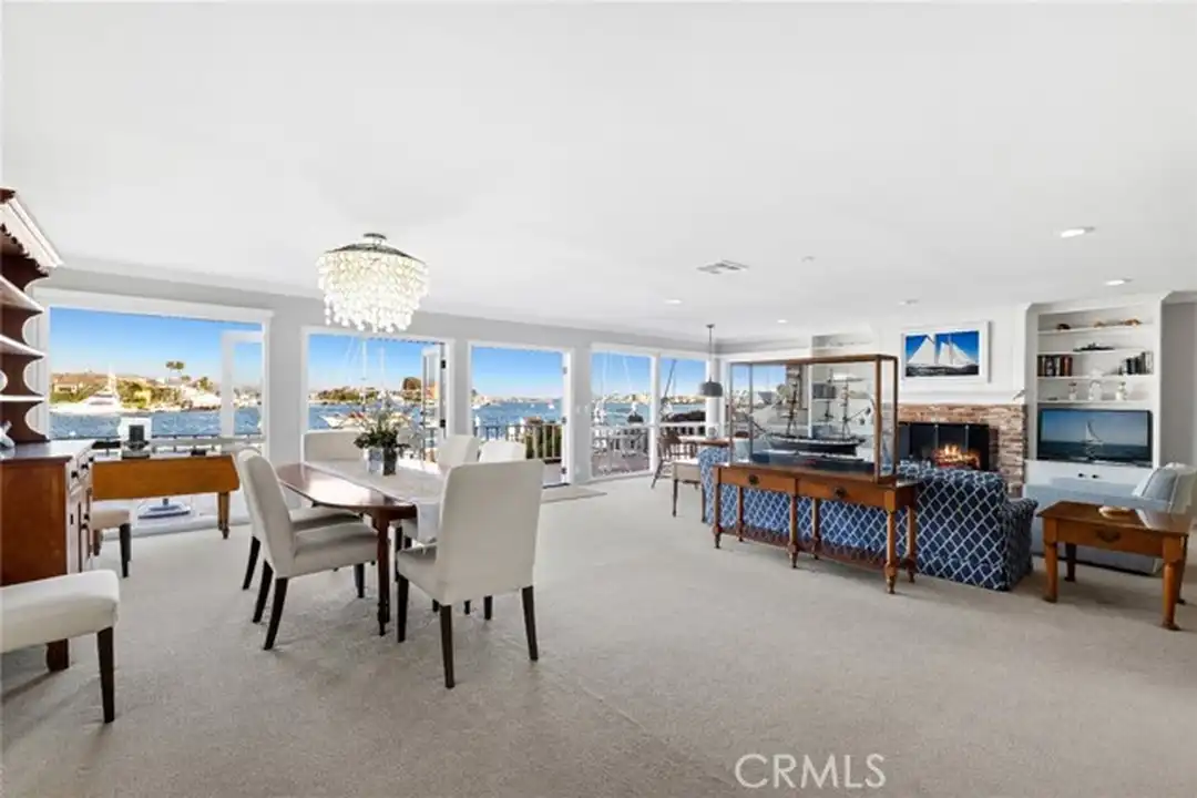 2732 Bayshore Dr - More