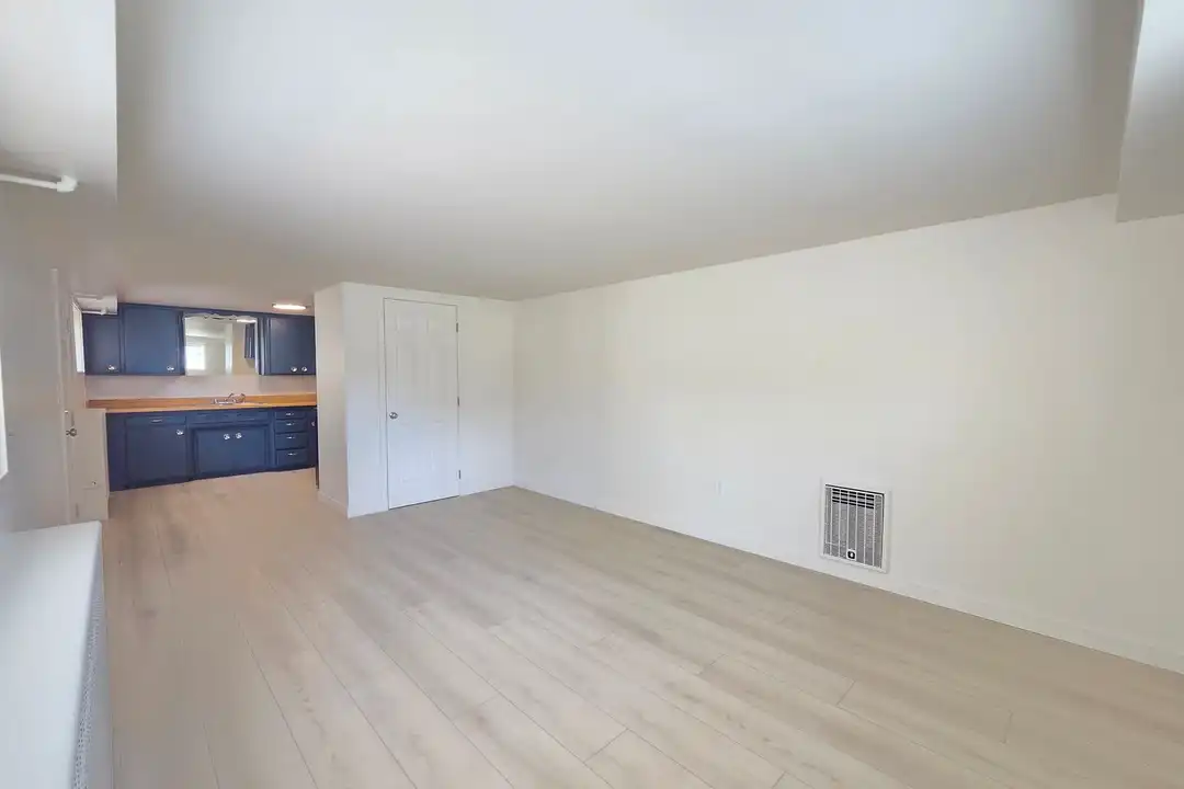 1908 W 2nd Ave unit A - View 3