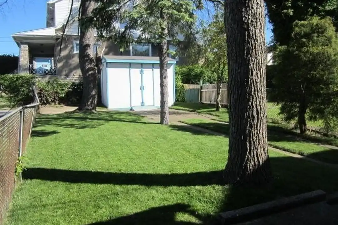 619 Baily Rd - View 4