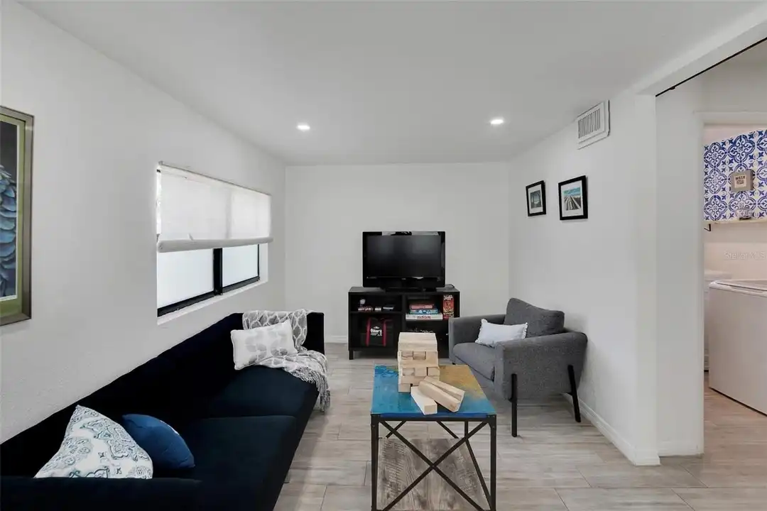 4731 W Montgomery Ave – další