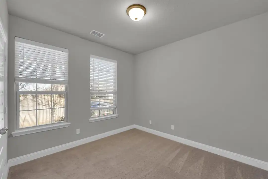 6401 Longhorn Herd Ln - View 3