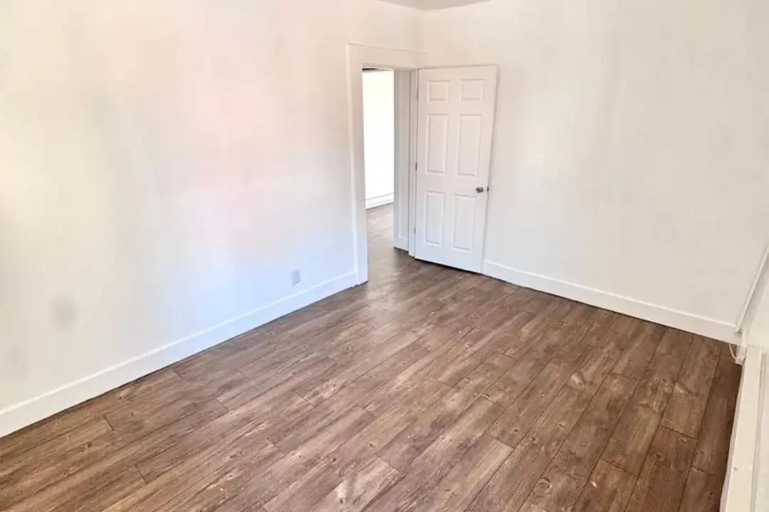 535 Tilghman St unit 2nd Floor - View 6