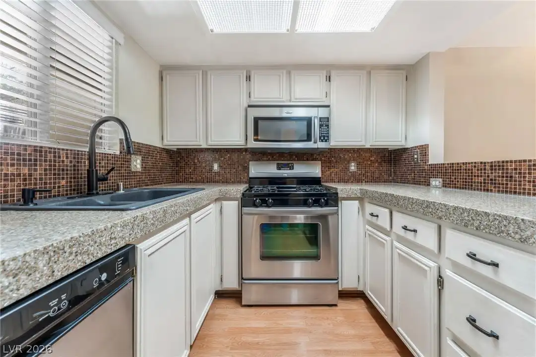 1901 Rio Canyon Ct #102 - View 5
