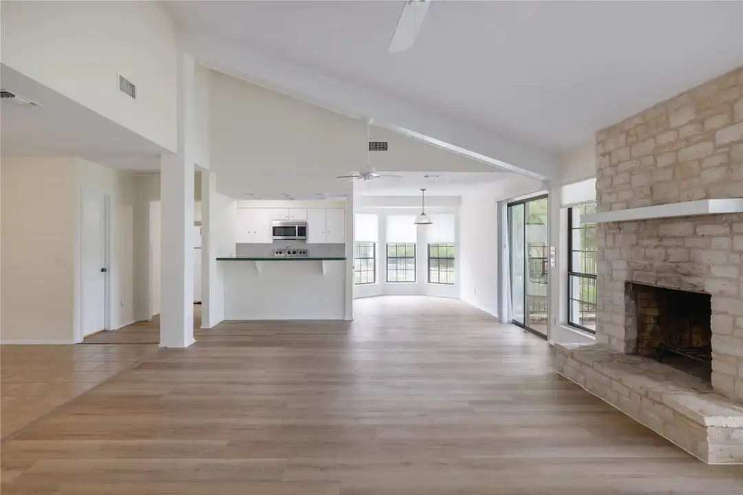 611 Lido St - View 6