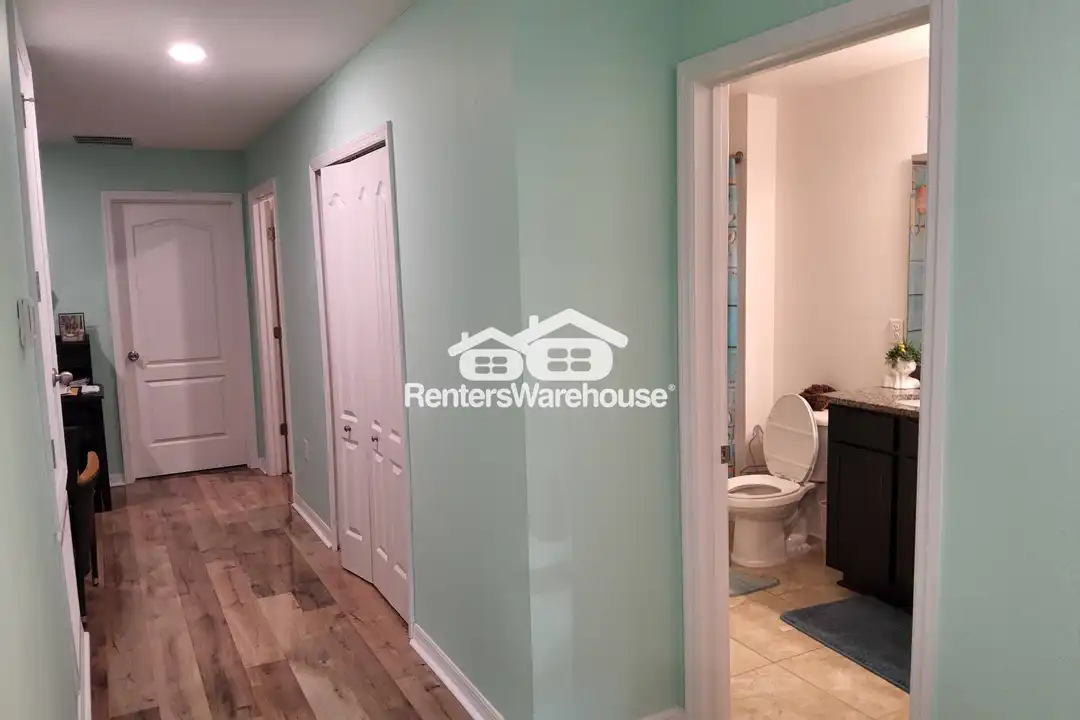 10569 Madrone Cove Ct – pohled 6