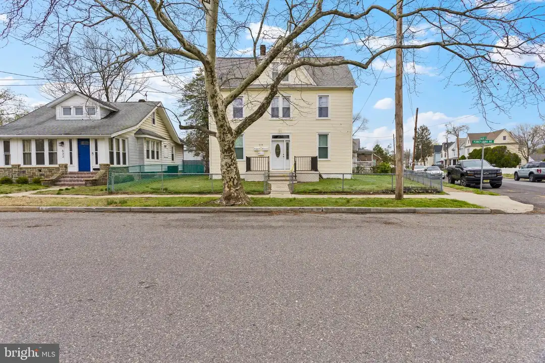 638 Pennsylvania Ave unit UNIT 2 - View 3