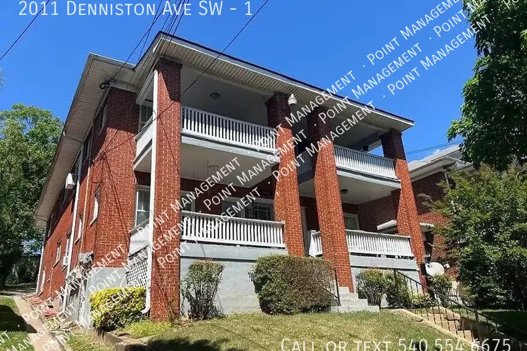 2011 Denniston Ave SW – photo 1