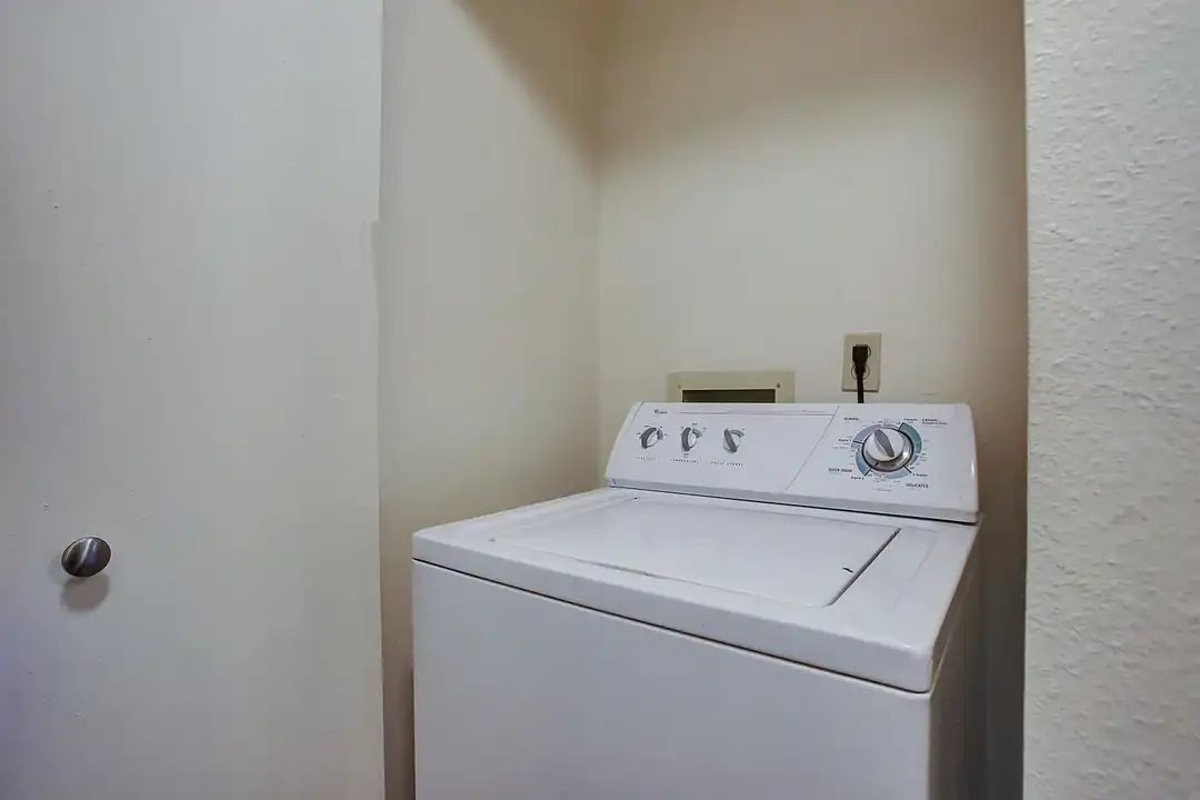 Highland Hills Apartments - More