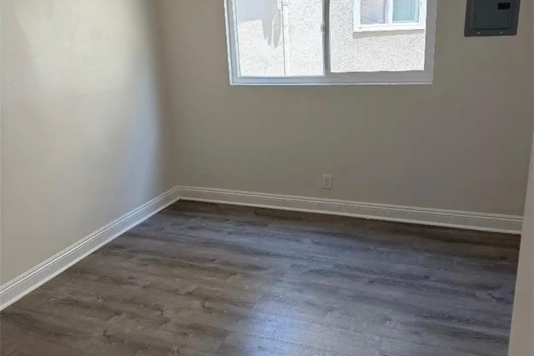 1013 S Tamarack Dr #3 - View 5
