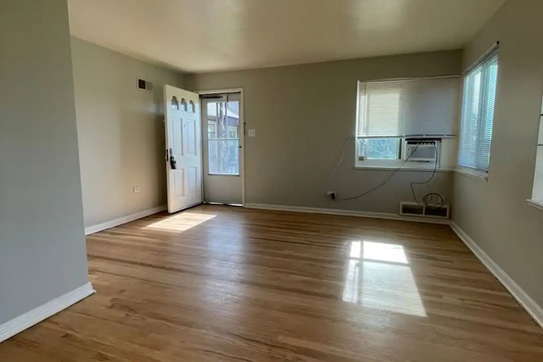 7111 E 60th Way – photo 1 of 16