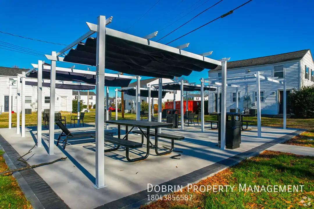 1708 Brookfield St - More
