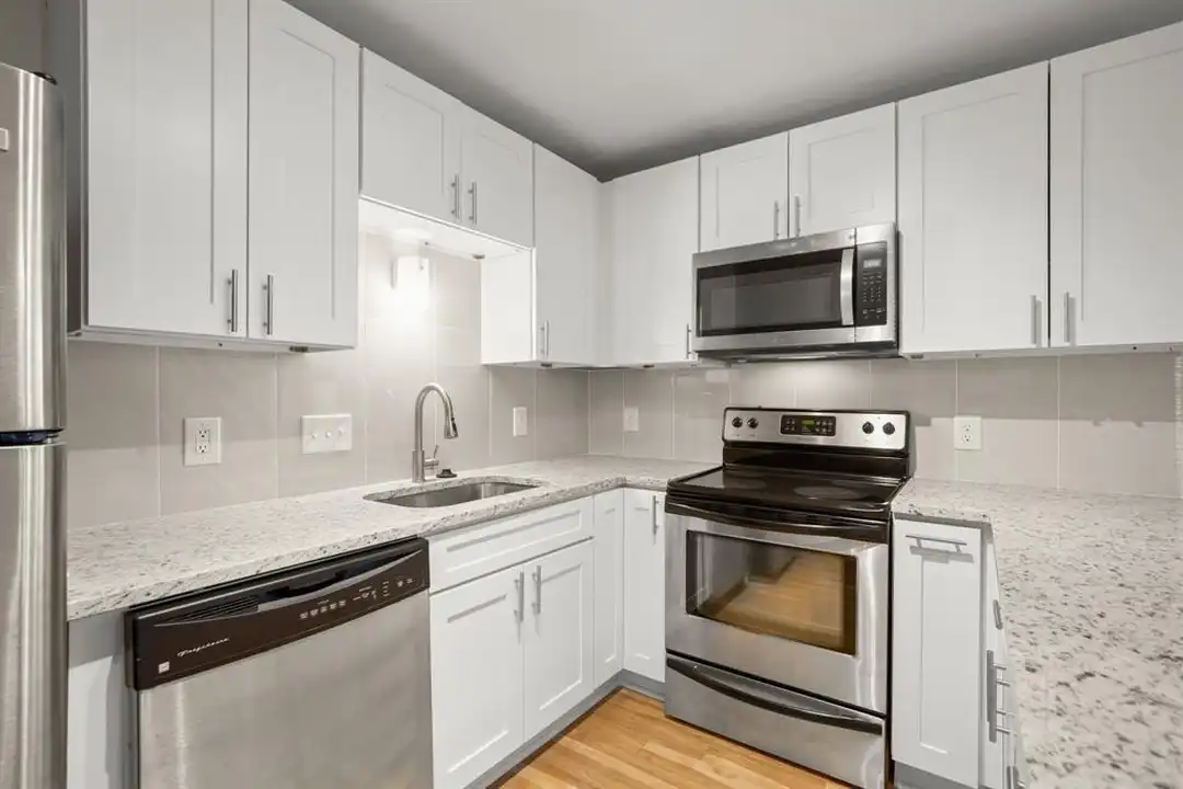Apartment in Austin - View 5
