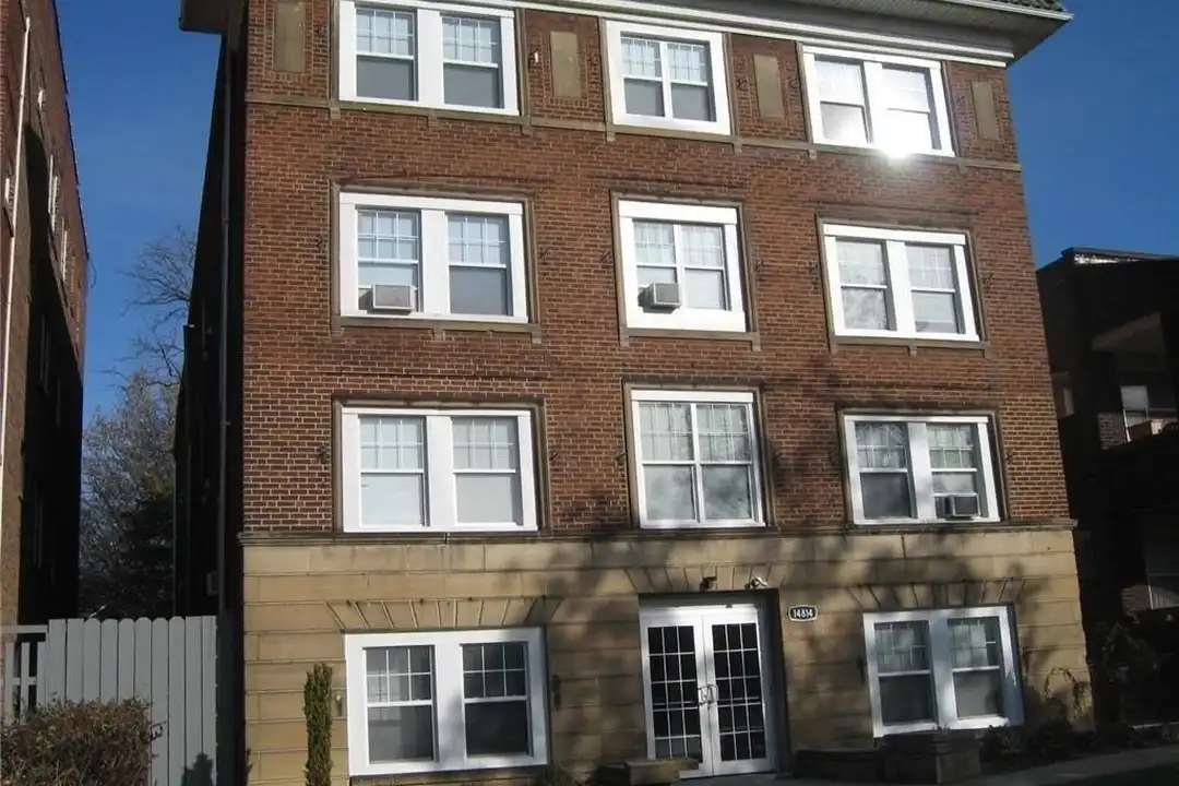 14814 Clifton Blvd #201 – photo 1