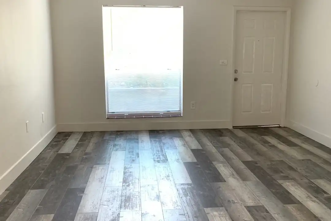 Apartment in Miami - More