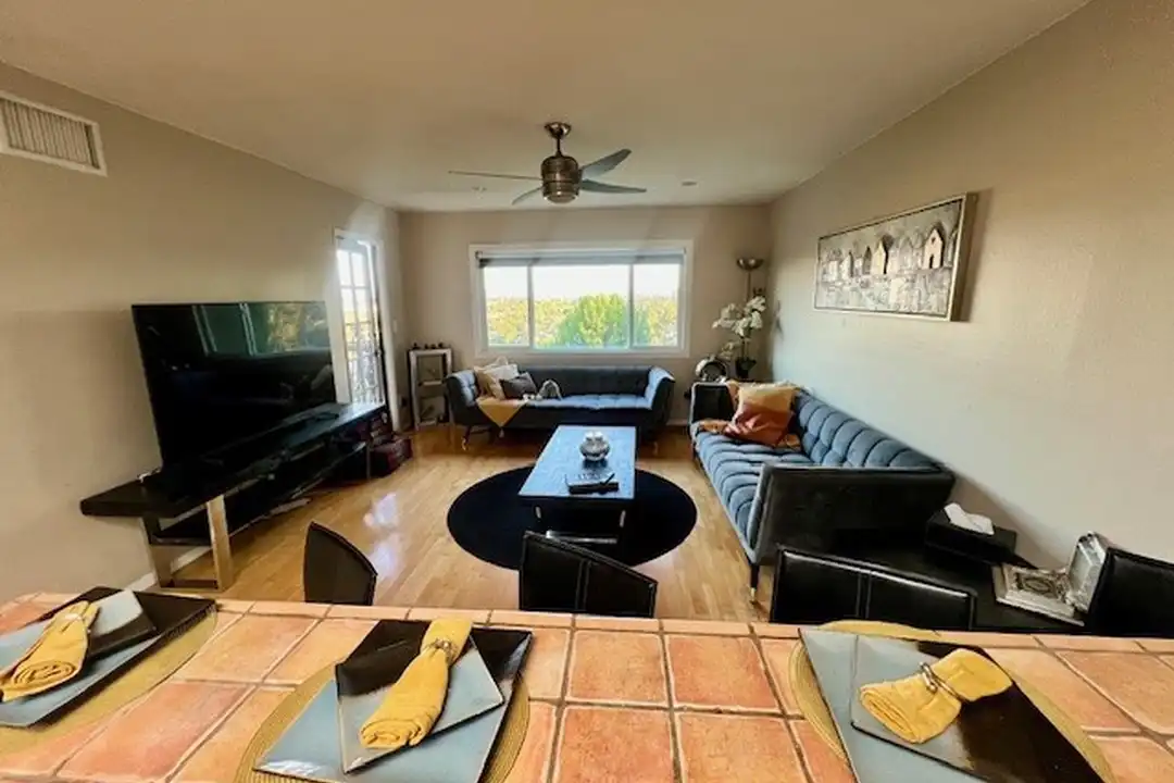 15654 Hillview Ln unit 18 - View 3