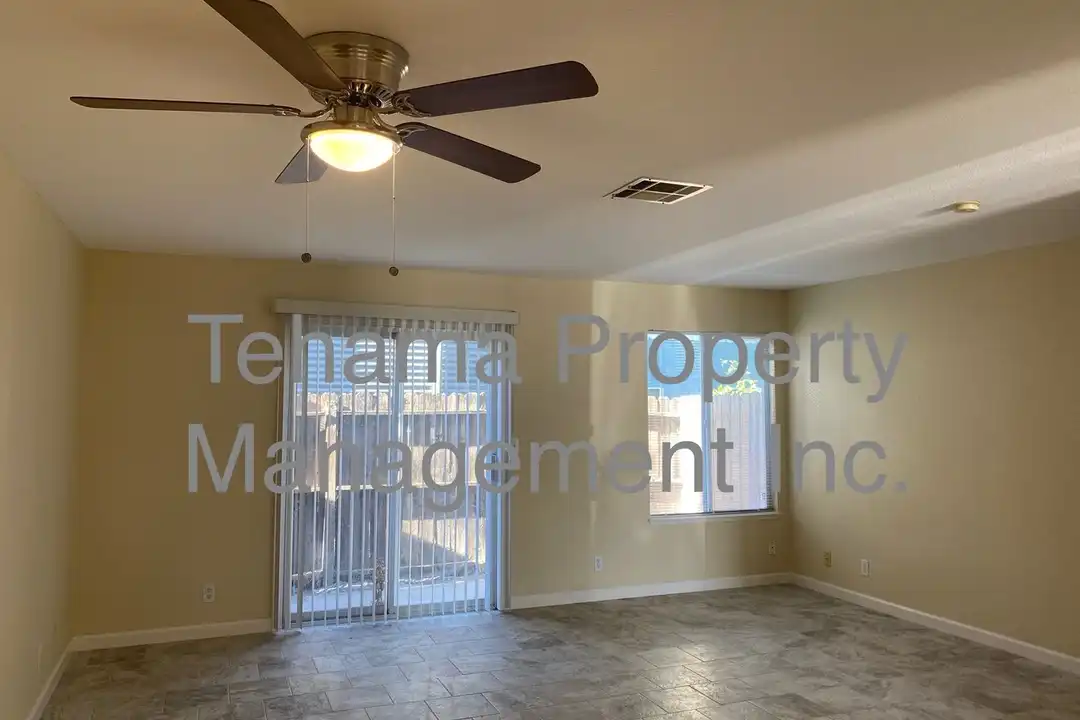 1070 Lakeside Dr unit 1070 Lakeside Dr. #1 - View 3