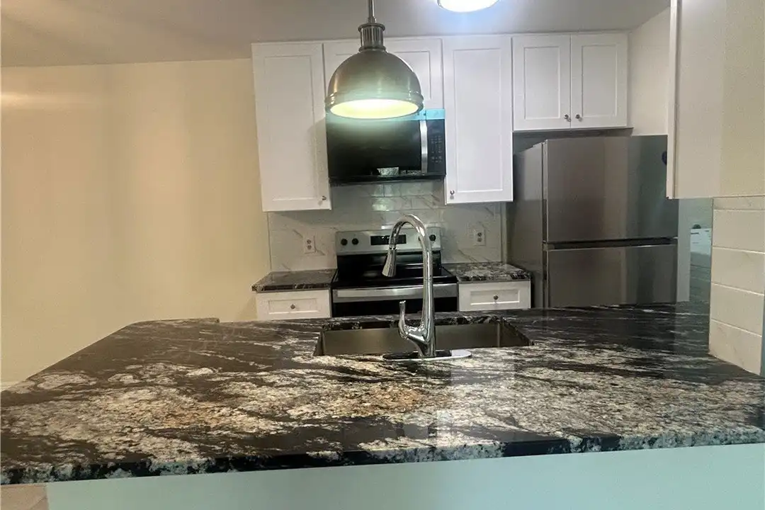 2875 Winkler Ave #511 - View 3