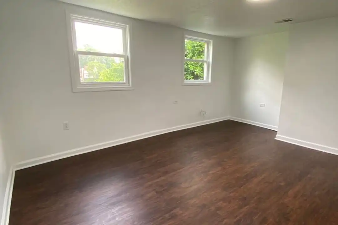 924 Excelsior St - View 4