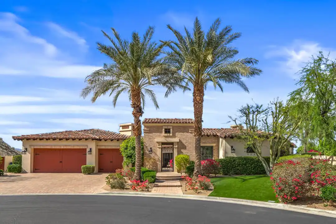31 Hillcrest Dr - View 3