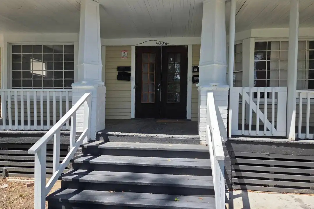 4008 Ardmore Ave unit Unit 2 - DN Right/West – photo 1