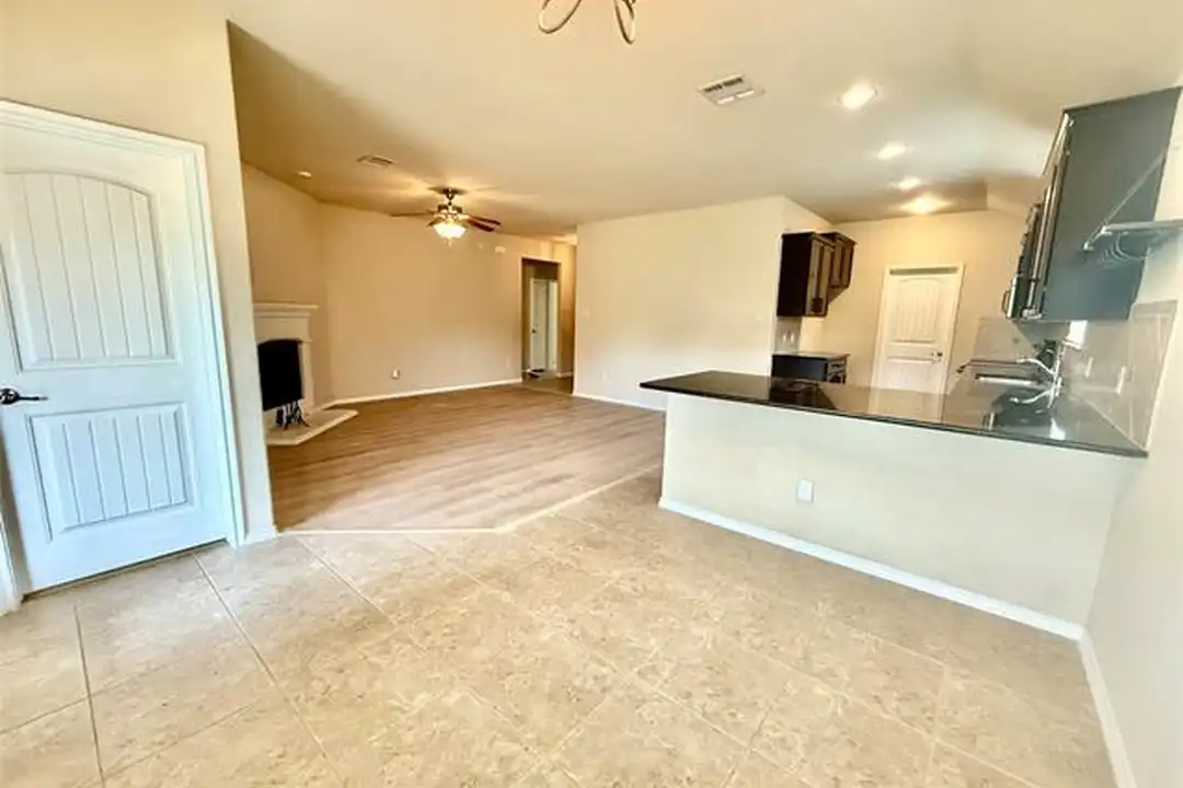 1108 Cheyenne Dr - View 5