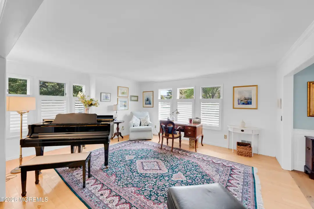 200 Beacon Blvd - More